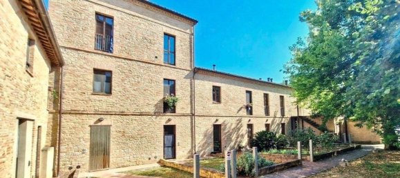 2 rooms Apartment in Monte Roberto, Italy No. 284982 3