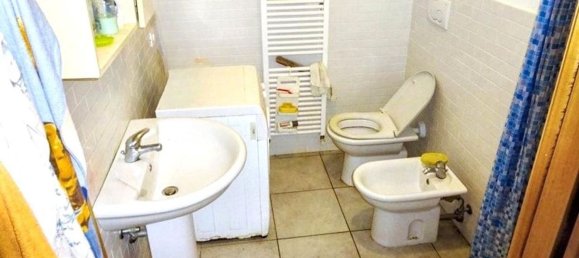 2 rooms Apartment in Monte Roberto, Italy No. 284982 10