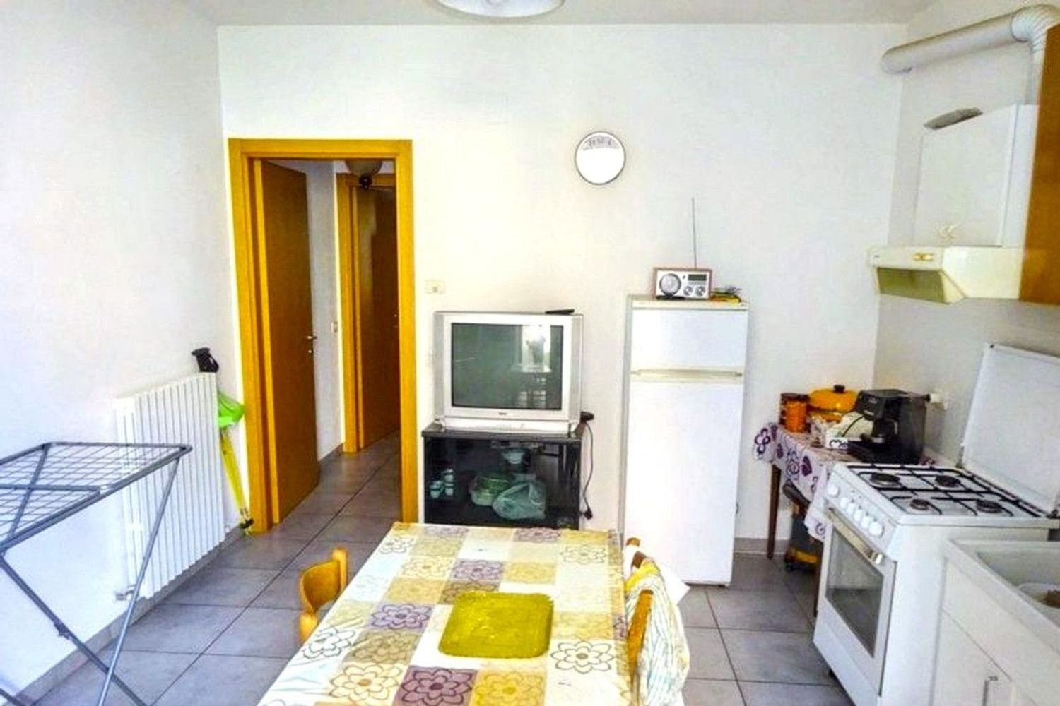 2 rooms Apartment in Monte Roberto, Italy No. 284982