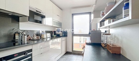 Dúplex de 3 dormitorios en Saint-Cyr-l'Ecole, France No. 165840 5