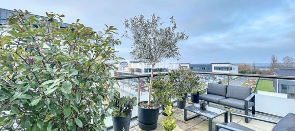 Dúplex de 3 dormitorios en Saint-Cyr-l'Ecole, France No. 165840 7