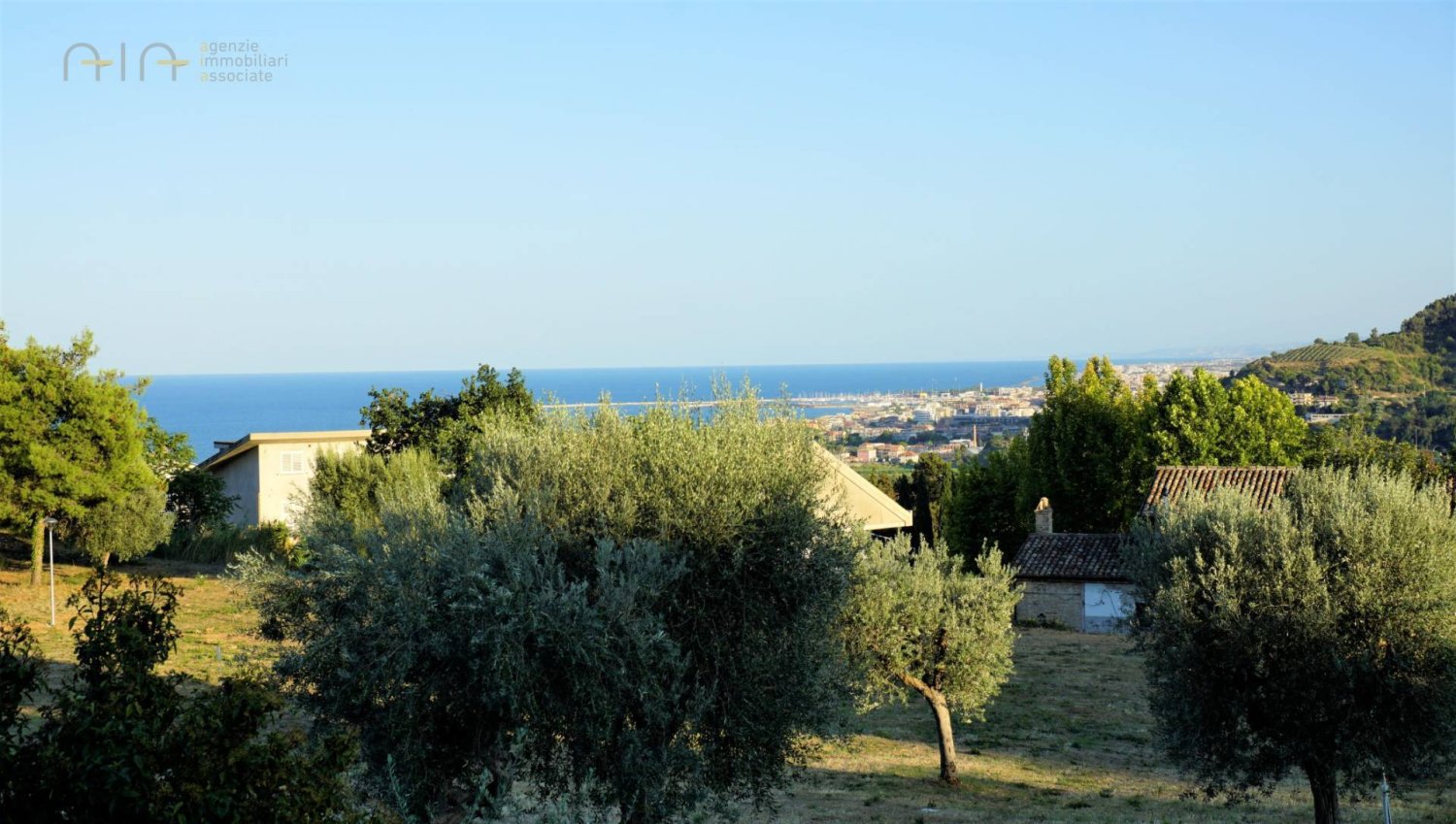 Grundstück in Grottammare, Italy 1067m², Nr. 139571