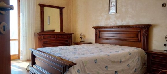 3 rooms Apartment in Rome, Italy No. 205794 9
