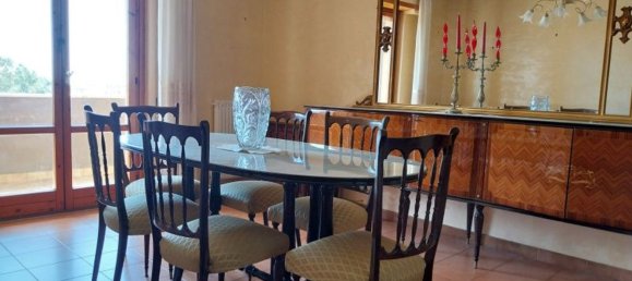 3 rooms Apartment in Rome, Italy No. 205794 4