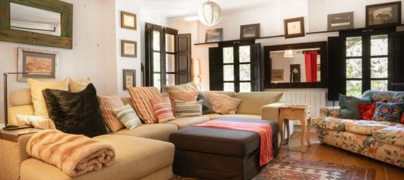 4 bedrooms House in Casares, Spain No. 139003 10