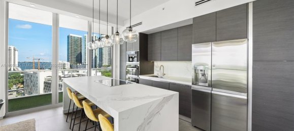 3 Schlafzimmer Gewerbliche Immobilien in Miami, USA, Nr. 615317 10