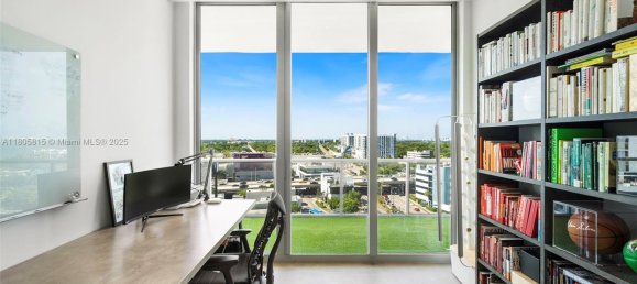 3 Schlafzimmer Gewerbliche Immobilien in Miami, USA, Nr. 615317 26