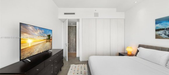 3 Schlafzimmer Gewerbliche Immobilien in Miami, USA, Nr. 615317 5