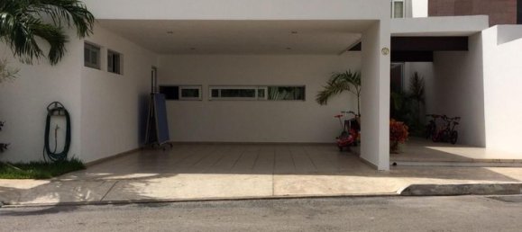 Casa de 4 dormitorios en Yucatán, Mexico No. 160352 2