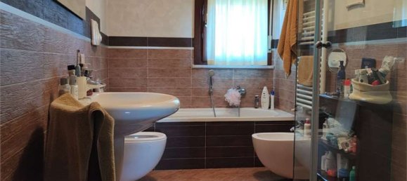 4 bedrooms Apartment in Sona, Italy No. 315994 12