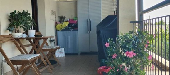 4 bedrooms Apartment in Sona, Italy No. 315994 2