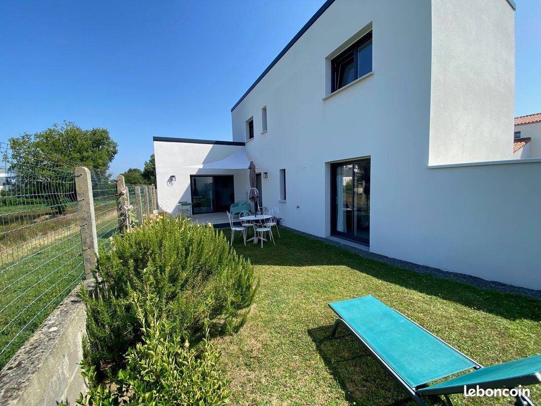 Дом с 3 спальнями в Вандея, Франция № 290094