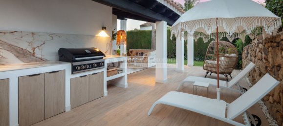 4 bedrooms Villa in Marbella, Spain No. 112799 15