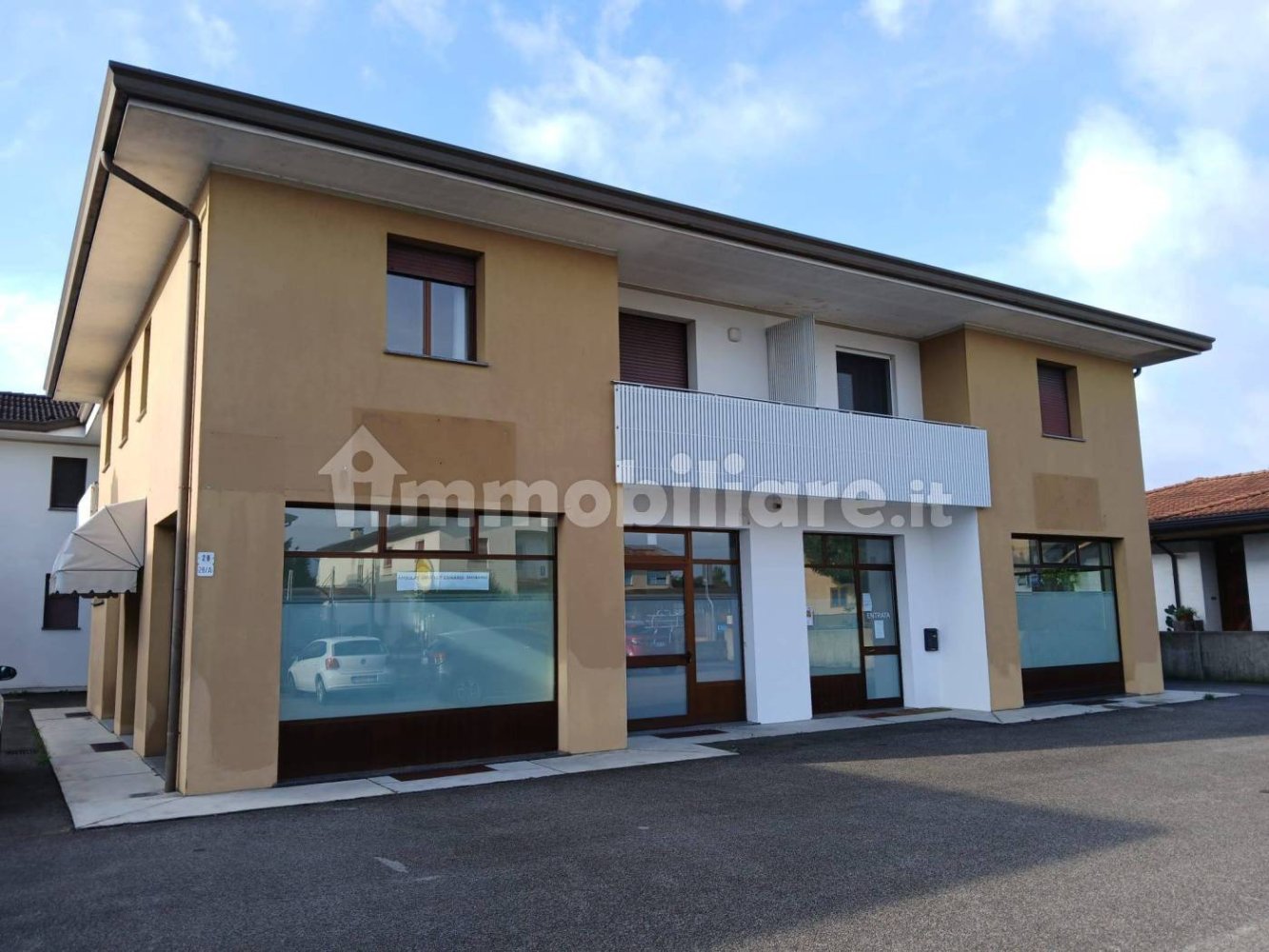 3 chambres Appartement à Udine, Italy No. 317827