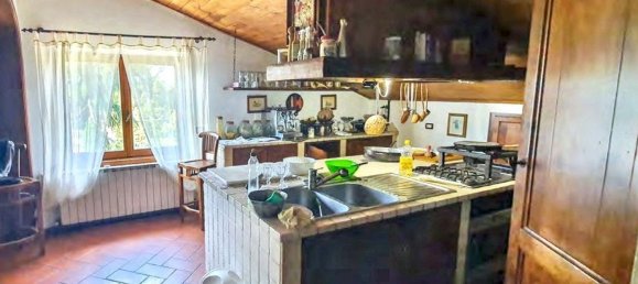 Casa de 12 habitaciónes en Castiglione del Lago, Italy No. 119740 2