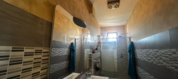 4-salle Appartement à Castelfranco Emilia, Italy No. 136060 40