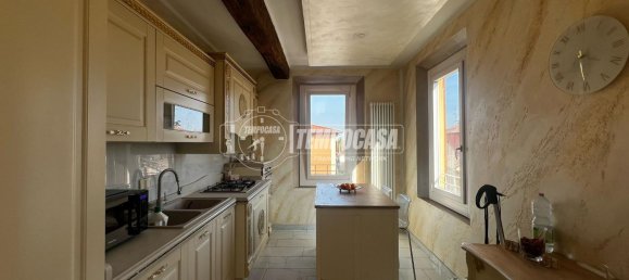 4-salle Appartement à Castelfranco Emilia, Italy No. 136060 2