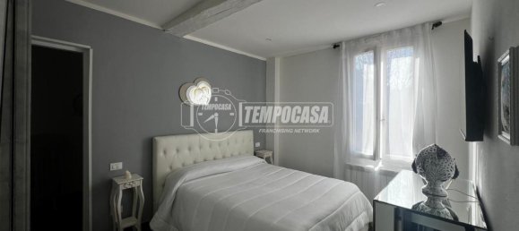 4-salle Appartement à Castelfranco Emilia, Italy No. 136060 25
