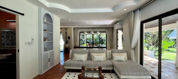 4 chambres villa à vendre à Pattaya, Chonburi, Eastern Thailand, Thailand № 170670 13