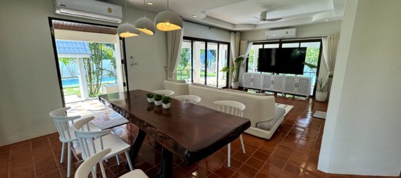 4 chambres villa à vendre à Pattaya, Chonburi, Eastern Thailand, Thailand № 170670 3