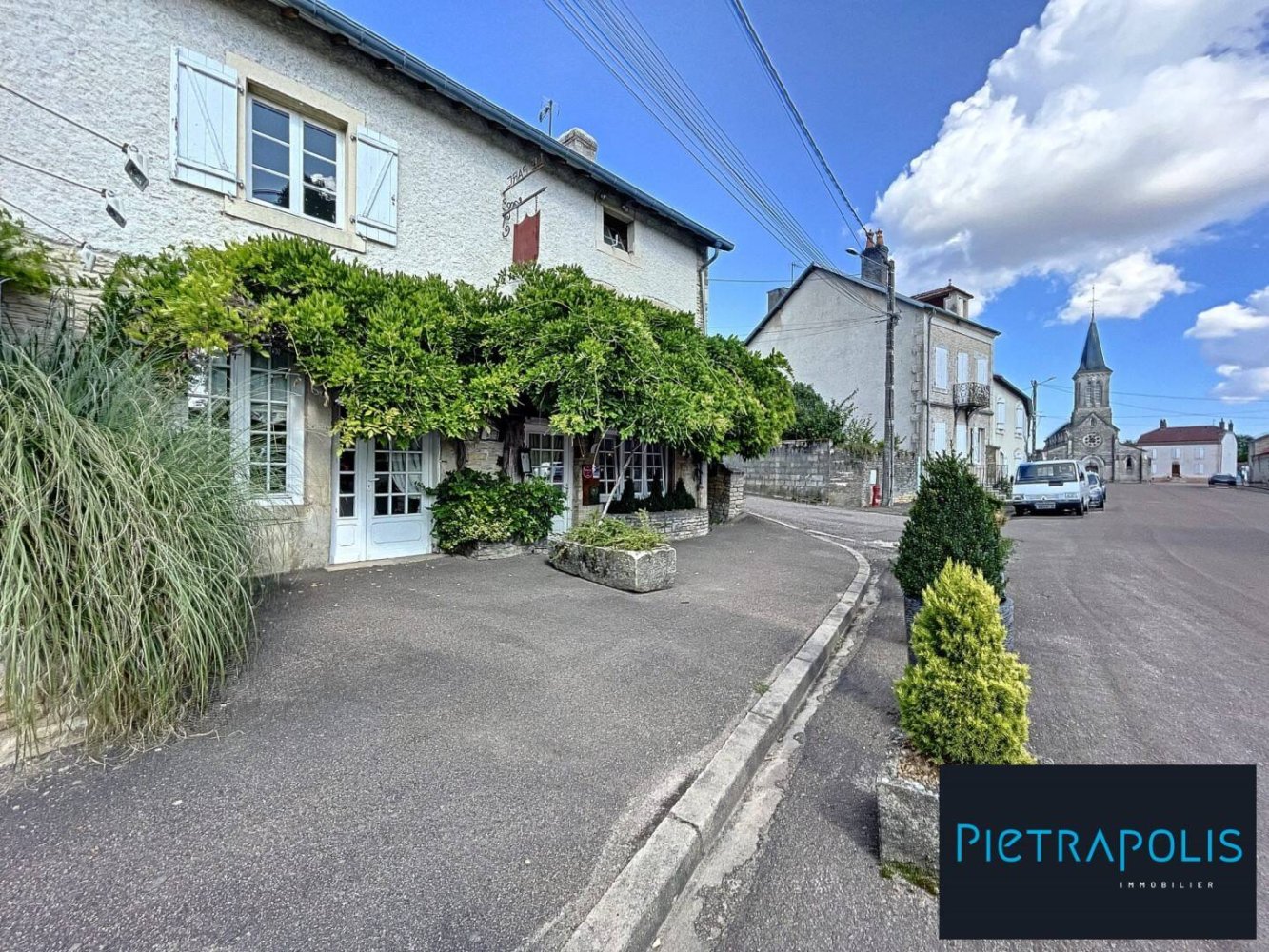 Imóvel comercial em Haute-Marne, France 350 m² N.º 222643