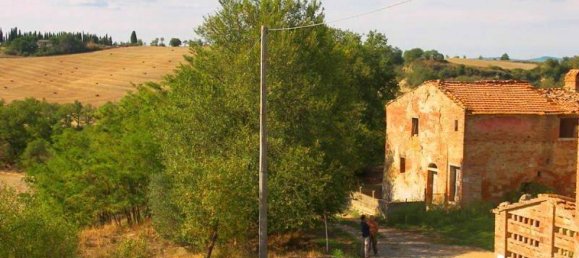 Studio in Asciano, Italy No. 1416 8