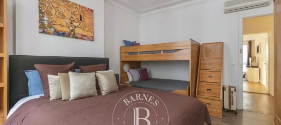 Apartamento de 3 dormitorios en Paris, France No. 182316 11
