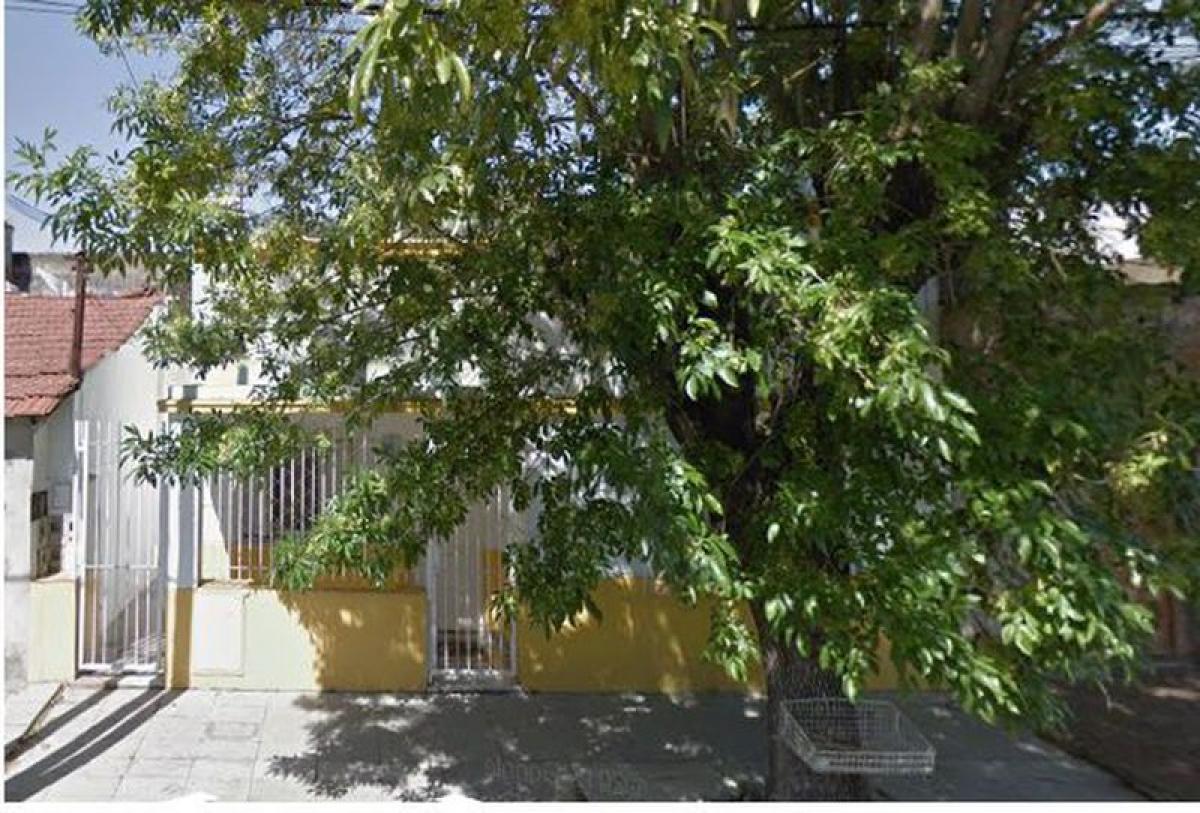 2 bedrooms House in Lanus, Argentina No. 54866