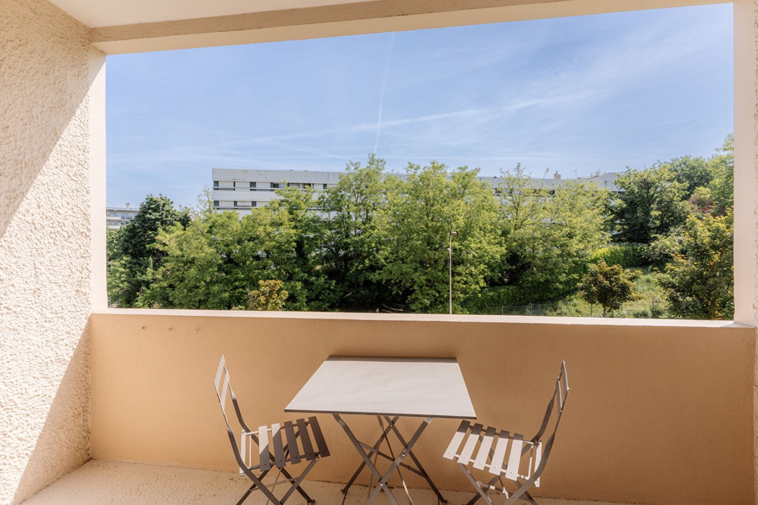 2 bedrooms Apartment in Lyon, France No. 320878