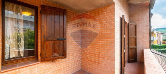 3 Schlafzimmer Haus in Langhirano, Italy, Nr. 363041 17