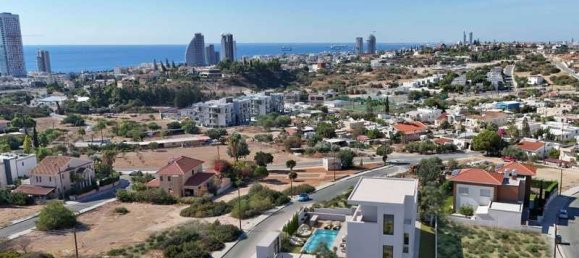 5 bedrooms Villa in Mouttagiaka, Cyprus No. 13869 2