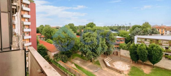 4 bedrooms Apartment in Milan, Italy No. 333169 19