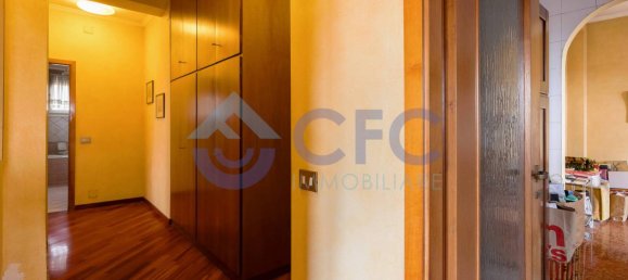 4 bedrooms Apartment in Milan, Italy No. 333169 5