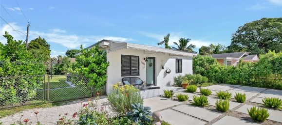 3 dormitorios villa en venta en Miami, Miami-Dade, Florida, USA № 614904 11