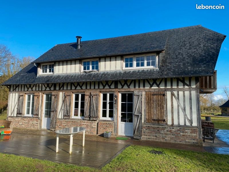 8 bedrooms House in Saint-Etienne-l'Allier, France No. 198377