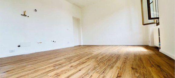 4 Schlafzimmer Doppelhaus in Paderno Dugnano, Italy, Nr. 358032 4