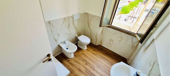 4 Schlafzimmer Doppelhaus in Paderno Dugnano, Italy, Nr. 358032 10