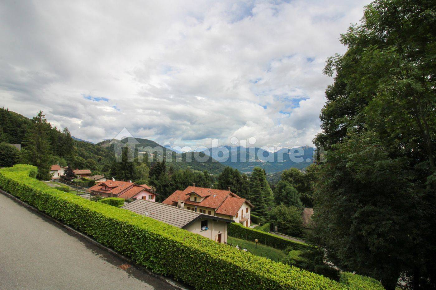 3-salle Appartement à Alta Valle Intelvi, Italy No. 282944