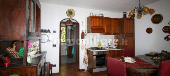 3-salle Appartement à Alta Valle Intelvi, Italy No. 282944 14