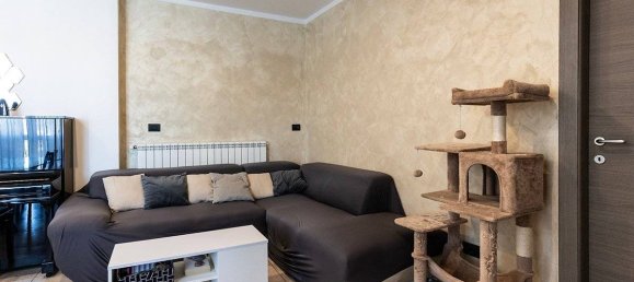 Квартира с 3 спальнями в Кастелланца, Италия № 380026 9