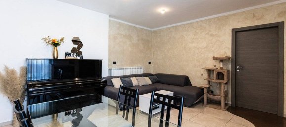 Квартира с 3 спальнями в Кастелланца, Италия № 380026 6