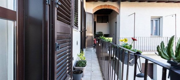 Квартира с 3 спальнями в Кастелланца, Италия № 380026 49