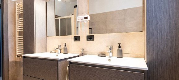 Квартира с 3 спальнями в Кастелланца, Италия № 380026 34