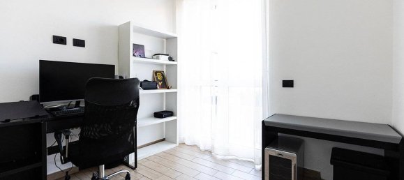 Квартира с 3 спальнями в Кастелланца, Италия № 380026 28