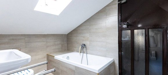 Квартира с 3 спальнями в Кастелланца, Италия № 380026 45