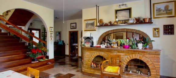 5 chambres Villa à Monte San Pietro, Italy No. 53984 53