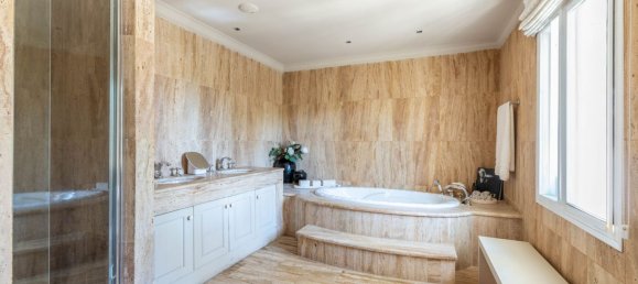 Вилла с 6 спальнями в Марбелья, Испания № 140322 23