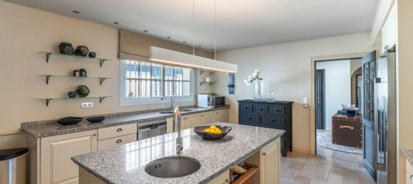 Вилла с 6 спальнями в Марбелья, Испания № 140322 6