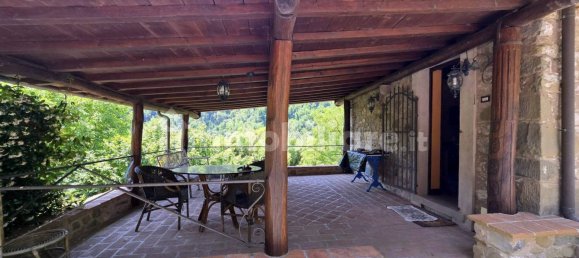 3 bedrooms House in Fosciandora, Italy No. 293190 14