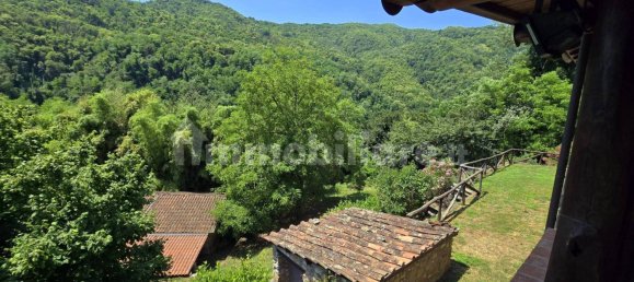 3 bedrooms House in Fosciandora, Italy No. 293190 15